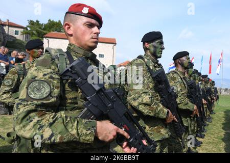 Croatian soldiers during closing ceremony of the training for the development of leaders of Marko Babic Leadership Development Centre at Knin Fortress, on October 12, 2022 in Knin, Croatia. For the final march soldiers walk 88 kilometers from Udinba to Knin Fortres, where the final ceremony is held. Photo: Hrvoje Jelavic/PIXSELL Stock Photo