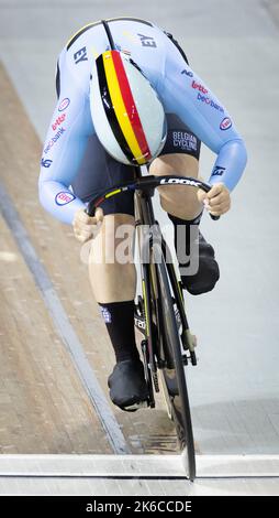 Belgian Nicky Degrendele pictured in action during the qualifications of the women's sprint track cycling event at the 2022 world championships track cycling in Saint-Quentin-en-Yvelines velodrome in Montigny-le-Bretonneux, France, Wednesday 12 October 2022. The World Championships take place from 12 to 16 October 2022. BELGA PHOTO BENOIT DOPPAGNE Stock Photo