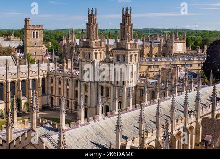 England, Oxfordshire, Oxford, All Souls College viewed from the tower of the University Church of St Mary the Virgin. Stock Photo