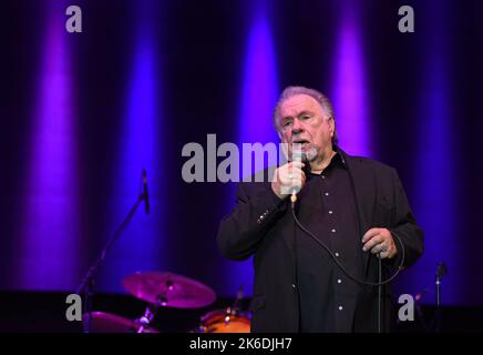 Hiawassee, GA, USA. 12th Oct, 2022. Gene Watson on stage for Gene Watson in Concert at Georgia Mountain Fall Festival, Georgia Mountain Fairgrounds, Hiawassee, GA October 12, 2022. Credit: Derek Storm/Everett Collection/Alamy Live News Stock Photo