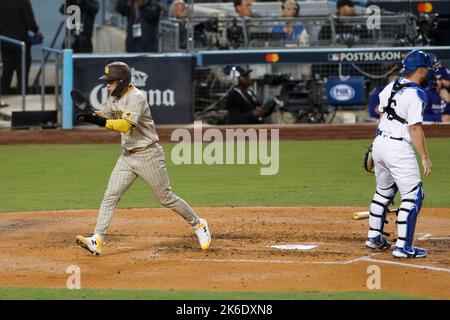 San Diego Padres shortstop Ha-Seong Kim fielding during the third inning of  a baseball game against the Los Angeles Dodgers, Tuesday, Sept. 27, 2022,  in San Diego. (AP Photo/Gregory Bull Stock Photo 