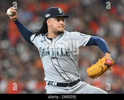 Houston, United States. 13th Oct, 2022. Seattle Mariner starting pitcher Luis Castillo throws in the first inning against the Houston Astros in game two of their American League Division Series at Minute Maid Park in Houston on Thursday, October 13, 2022. Photo by Maria Lysaker/UPI. Credit: UPI/Alamy Live News Stock Photo