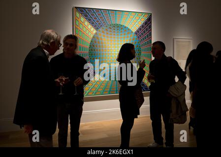 Views and visitors to the 2022 Frieze Arts fair in Regent's Park,London,England,UK Stock Photo