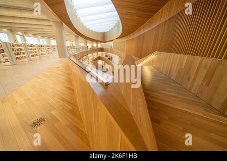 October 7 2022 - Calgary, Alberta - Interior of the new Calgary Central Library Stock Photo