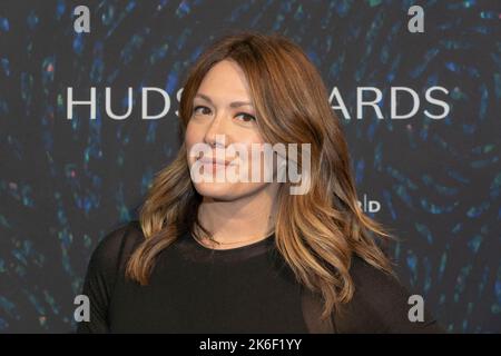 NEW YORK, NEW YORK - OCTOBER 13: Michelle Collins attends the 2022 Hudson River Park Friends Gala at Pier Sixty at Chelsea Piers on October 13, 2022 in New York City. Stock Photo