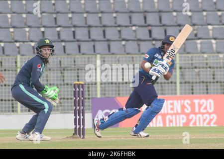 Non Exclusive: October 13, 2022, Sylhet, Bangladesh: Srilankan player batting against Pakistani  on semi final match between Pakistan and  Srilanka du Stock Photo