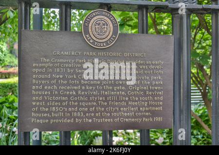 New York City, United States of America – May 4, 2017. Gramercy Park Historic District plaque in New York City. Text on the plaque: “The Gramercy Park Stock Photo