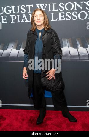 Edie Falco attends opening night of revival of August Wilson's The Piano Lesson at Ethel Barrymore Theatre on October 13, 2022 Stock Photo