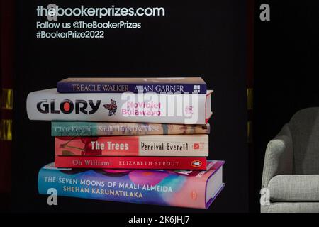 London, UK.  14 October 2022. Books by the six authors shortlisted for the Booker Prize 2022, at a photocall at the Shaw Theatre in King’s Cross, before the winner is announced on 17 October. Credit: Stephen Chung / EMPICS / Alamy Live News Stock Photo