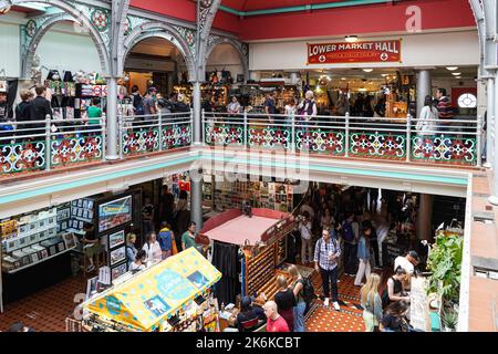 Vintage and artisan shops and stalls in Camden Market, Camden Town, London England United Kingdom UK Stock Photo