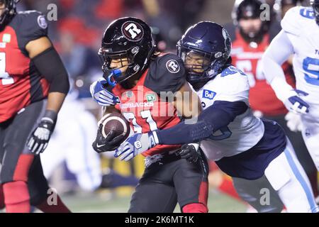 Ottawa, Canada. 24th Sep, 2022. Ottawa Redblacks Devonte Williams (31) runs with the ball during the CFL game between Toronto Argonauts and Ottawa Redblacks held at TD Place Stadium in Ottawa, Canada. Daniel Lea/CSM/Alamy Live News Stock Photo