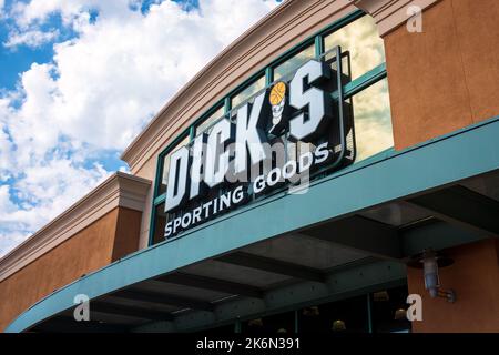 Upland, CA – Oct 10, 2022: Dick’s Sporting Goods is America’s largest sporting goods retailer with more than 850 stores. Stock Photo