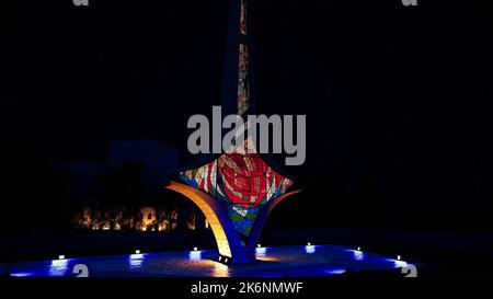 Damascene Sword Monument | نصب السيف الدمشقي, دمشق, سوريا Stock Photo