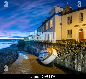 Appledore, North Devon, England. Saturday 15th October 2022. After a chilly night in North Devon, the cloud builds up at dawn as heavy showers hit the coastal villages of Instow and Appledore. Credit: Terry Mathews/Alamy Live News Stock Photo