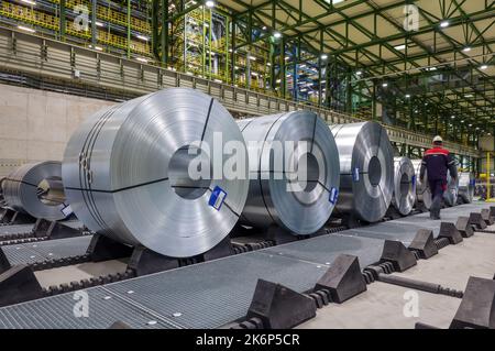 Dortmund, North Rhine-Westphalia, Germany - ThyssenKrupp Steel, FBA 10 Hot-dip galvanizing line 10, on the site of the Westfalenhuette, steel sheets a Stock Photo