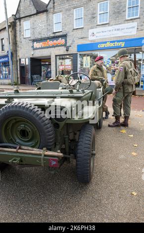 The Annual Bolsover 40's fest, Bolsover, England, UK. 15th Oct, 2022. The Bolsover 40's fest organised by the Bolsover Rotary club for this years poppy appeal. This annual event in the Derbyshire town is full of exciting displays of authentic military vehicles and equipment, as well as stalls, re-enactors, live music and includes the 82nd Airborne 505th infantry regiment taking over the town. Credit: Alan Beastall/Alamy Live News Stock Photo