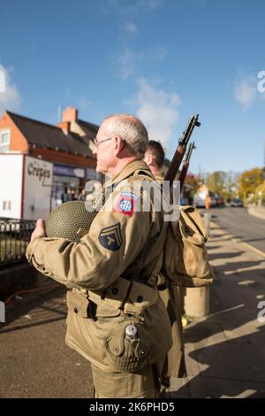 The Annual Bolsover 40's fest, Bolsover, England, UK. 15th Oct, 2022. The Bolsover 40's fest organised by the Bolsover Rotary club for this years poppy appeal. This annual event in the Derbyshire town is full of exciting displays of authentic military vehicles and equipment, as well as stalls, re-enactors, live music and includes the 82nd Airborne 505th infantry regiment taking over the town. Credit: Alan Beastall/Alamy Live News Stock Photo