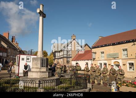 The Annual Bolsover 40's fest, Bolsover, England, UK. 15th Oct, 2022. The Bolsover 40's fest organised by the Bolsover Rotary club for this years poppy appeal. This annual event in the Derbyshire town is full of exciting displays of authentic military vehicles and equipment, as well as stalls, re-enactors, live music and includes the 82nd Airborne 505th infantry regiment taking over the town. Credit: Alan Beastall/Alamy Live News Stock Photo