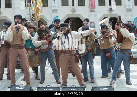 London UK 15 Oct 2022 Music provided by The Old Time Sailors for a spot of foot stomping, dancing and singing in the Yard! You will be sailing back to the 19th century for an immersive concert of traditional music performed in a way you have never seen before Paul Quezada-Neiman/Alamy Live News Stock Photo