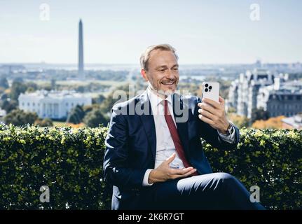 Washington, Vereinigte Staaten. 14th Oct, 2022. Federal Finance Minister Christian Lindner (FDP) during a TV interview. Washington, 10/14/2022. Credit: dpa/Alamy Live News Stock Photo
