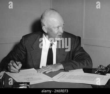 Photograph of President Dwight D. Eisenhower Signing the Civil Rights ...