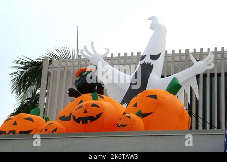 Los Angeles, California, USA 13th October 2022 A general view of atmosphere at Halloween Decorations On October 13, 2022 in Los Angeles, California, USA. Photo by  Barry King/Alamy Stock Photo Stock Photo