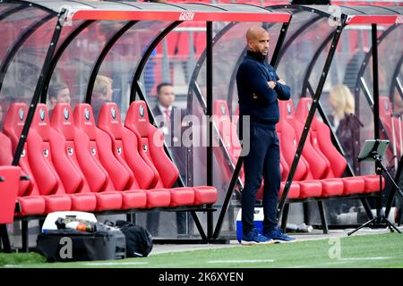 ALKMAAR - AZ coach Pascal Jansen prior to the Dutch Eredivisie match between AZ Alkmaar and Feyenoord at the AFAS stadium on October 16, 2022 in Alkmaar, Netherlands. ANP OLAF KRAAK Stock Photo