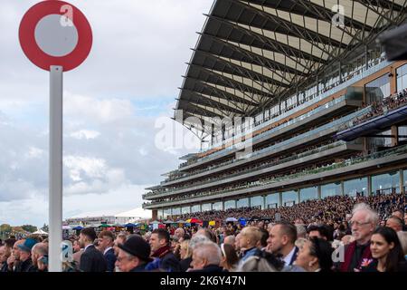 Ascot, Berkshire, UK. 15th October, 2022. Racegoers at the QIPCO British Champions Day at Ascot Racecourse. Credit: Maureen McLean/Alamy Stock Photo