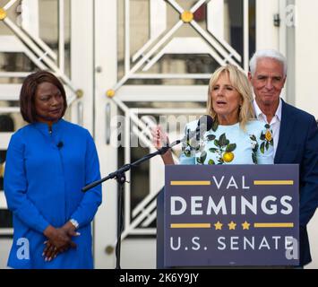 Orlando, Florida, USA. 15th Oct, 2022. October 15, 2022, Orlando, FL: First lady Dr. Jill Biden speaks at City Hall in Orlando during a campaign event for Democratic US Senate candidate Rep. Val Demings, left, and Democratic gubernatorial candidate Charlie Crist, right. (Credit Image: © Dominic Gwinn/ZUMA Press Wire) Stock Photo