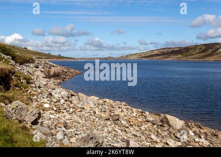 Llyn Cowlyd reservoir, which Is in the heart of the Snowdonia National Park and supplys water to the local hydro electric power station at Dolgarrog Stock Photo