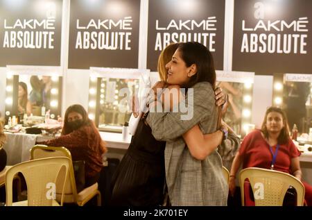 Mumbai, Maharashtra, India. 16th Oct, 2022. Models are seen at the backstage of Lakme Fashion Week in Mumbai, India, 16 October, 2022. (Credit Image: © Indranil Aditya/ZUMA Press Wire) Stock Photo