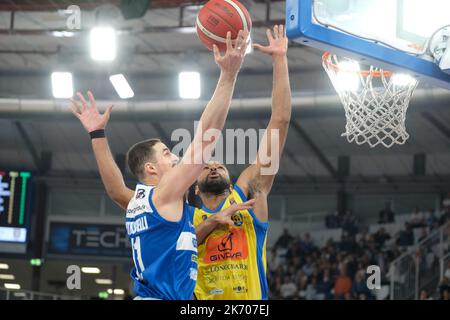 Brescia, Italy. 16th Oct, 2022. John Petrucelli - Germani Basket Brescia during Germani Basket Brescia vs Ginova Scafati, Italian Basketball A Serie Championship in Brescia, Italy, October 16 2022 Credit: Independent Photo Agency/Alamy Live News Stock Photo