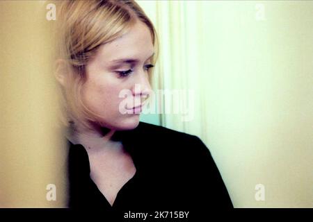 CHLOE SEVIGNY, DEMONLOVER, 2002 Stock Photo - Alamy