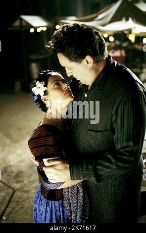ALFRED MOLINA, SALMA HAYEK, FRIDA, 2002 Stock Photo - Alamy