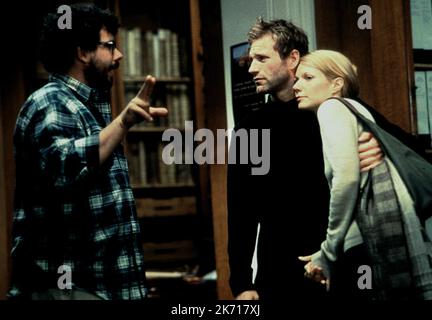 NEIL LABUTE, AARON ECKHART, GWYNETH PALTROW, POSSESSION, 2002 Stock Photo