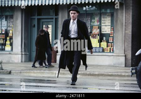 JUDE LAW, ROAD TO PERDITION, 2002 Stock Photo