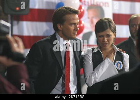 SEAN PATRICK FLANERY, NICOLE DE BOER, THE DEAD ZONE, 2002 Stock Photo