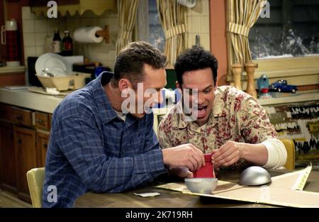 STILES,BADER, THE DREW CAREY SHOW : SEASON 8, 2002 Stock Photo