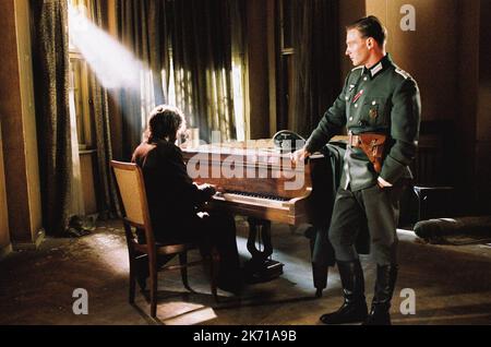 BRODY,KRETSCHMAN, THE PIANIST, 2002 Stock Photo