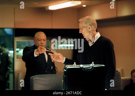 JOHN BEASLEY, JAMES CROMWELL, THE SUM OF ALL FEARS, 2002 Stock Photo