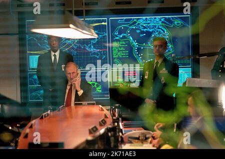 MORGAN FREEMAN, JAMES CROMWELL, THE SUM OF ALL FEARS, 2002 Stock Photo