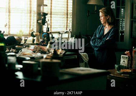 DIANE LANE, UNFAITHFUL, 2002 Stock Photo - Alamy