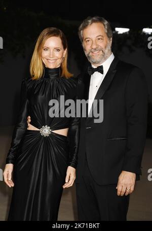 LOS ANGELES, CA - OCTOBER 15: (L-R) Leslie Mann and Judd Apatow attend the 2nd Annual Academy Museum Gala at Academy Museum of Motion Pictures on Octo Stock Photo