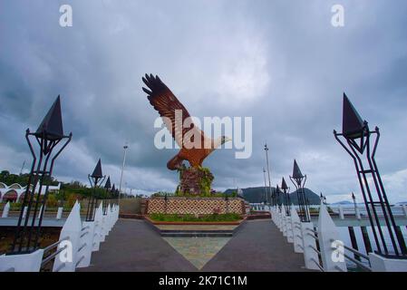 Beautiful sunset at Eagle Square, Dataran Lang is one of Langkawi’s best known man-made attractions, a large sculpture of an eagle poised to take flig Stock Photo