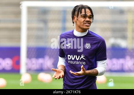 RSCA Futures' players pictured before a soccer match between RSC Anderlecht  Futures and KMSK Deinze, Sunday 14 August 2022 in Anderlecht, on day 1 of  the 2022-2023 'Challenger Pro League' second division