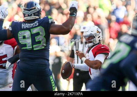 Seattle Seahawks linebacker Uchenna Nwosu (10) during an NFL football game  against the New York Giants, Sunday, Oct. 30, 2022, in Seattle, WA. The  Seahawks defeated the Giants 27-13. (AP Photo/Ben VanHouten