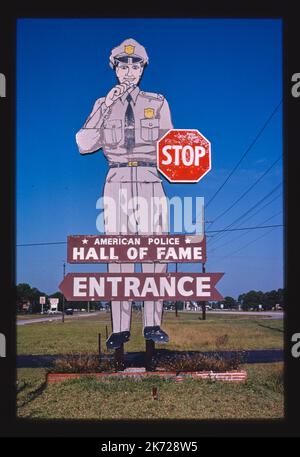 John Margolies - Roadside America - Police Hall of Fame, Titusville, Florida, USA - 1980 Stock Photo