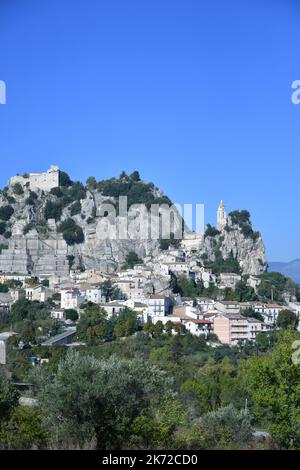 View of the Bagnoli del Trigno, a medieval village in the Molise region of Italy. Stock Photo