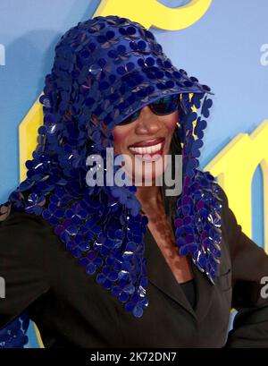 Oct 16, 2022 - London, England, UK - Grace Jones attending 66th BFI London Film Festival's Closing Night Gala - Glass Onion: A Knives Out Mystery Euro Stock Photo