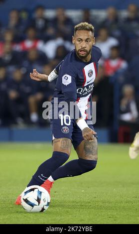 PARIS, FRANCE - OCTOBER 16: Neymar Jr (10) runs with the